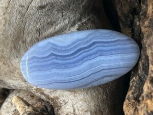 Cabochon Calcédoine Bleue (Agate Dentelle) – Namibie