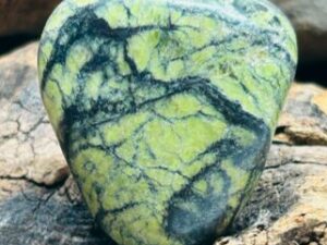 Pierre de Soin – Serpentine Verte (Zimbabwe)