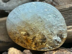 Pierre de Soin – Citrine du Brésil (26 g)