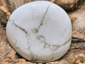 Pierre de Soin – Howlite du Canada
