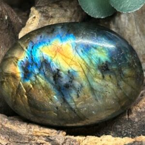 Pierre de Soin – Labradorite (Madagascar)