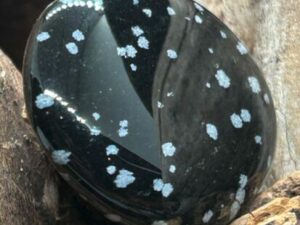 Pierre de Soin – Obsidienne Neige (Mexique)